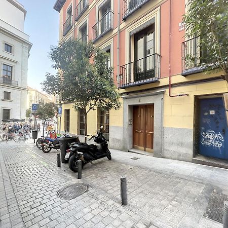 Urbantec Realty - Palacio Real - Opera Madrid Exterior photo